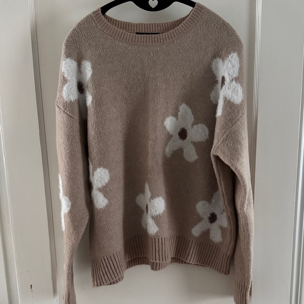 SHEIN Tan Floral Crew Neck Sweater